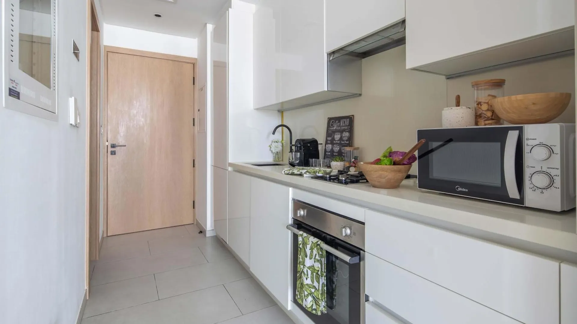 Frank Porter - Marquise Square Tower Dubai Apartment